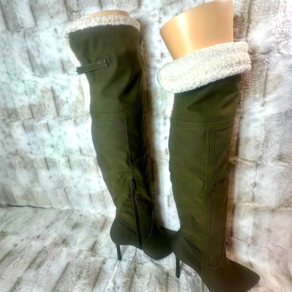Mata Love Circle Over The Knee High Heel Boots - Picture 1 of 7